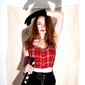 Meet your Posher, Claudia